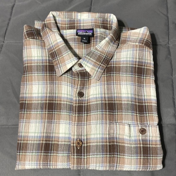 Patagonia Other - Patagonia Organic Cotton short sleeved shirt. Size XL